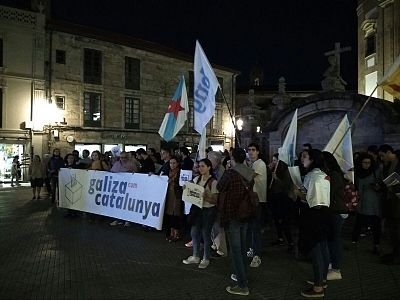 17-10-27 GalizaConCatalunyaPontevedra01.jpeg